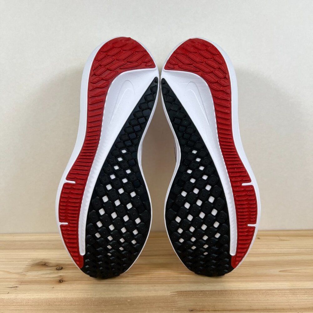 Nike Air Winflo 10 road running shoes Mens 12 White Black Light Crimson - Picture 2 of 9